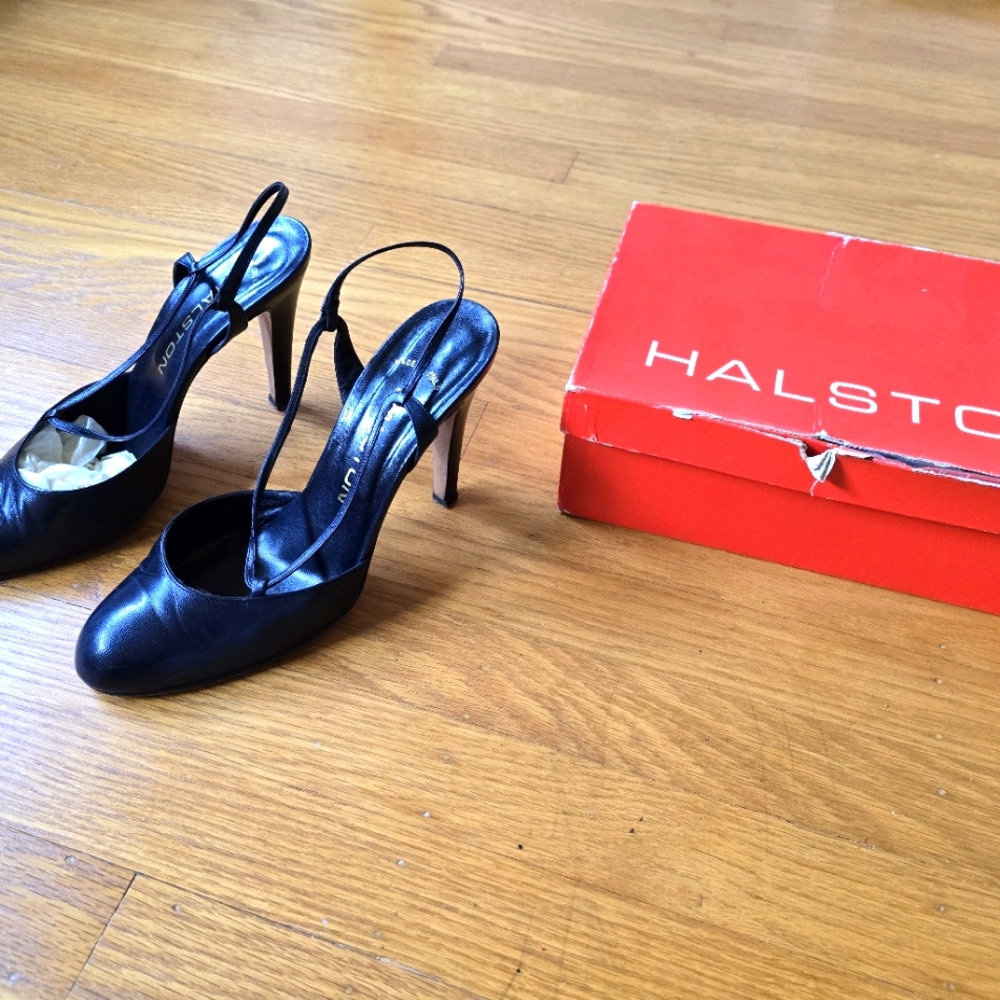 Vintage Halston slingback heels, deep navy calfskin, made in Italy, size 9.